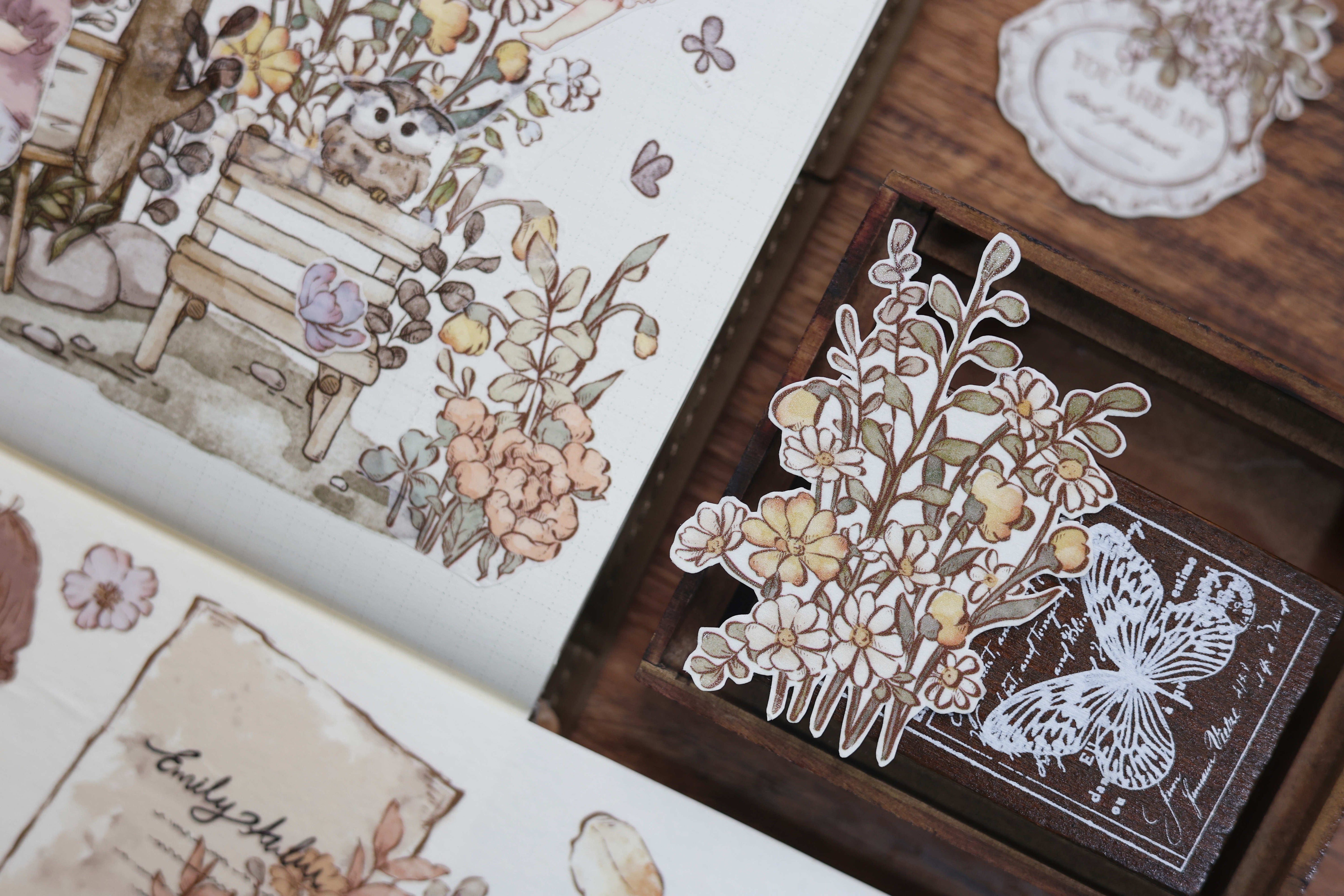 Vintage Cute Characters Tape (6.5cm*150cm)