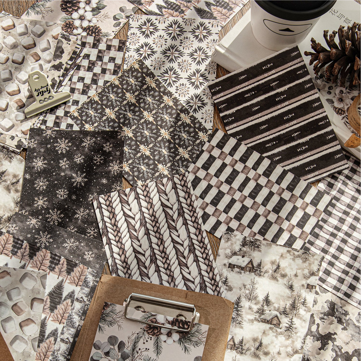 Roaming Autumn and Winter Scrapbooking Paper