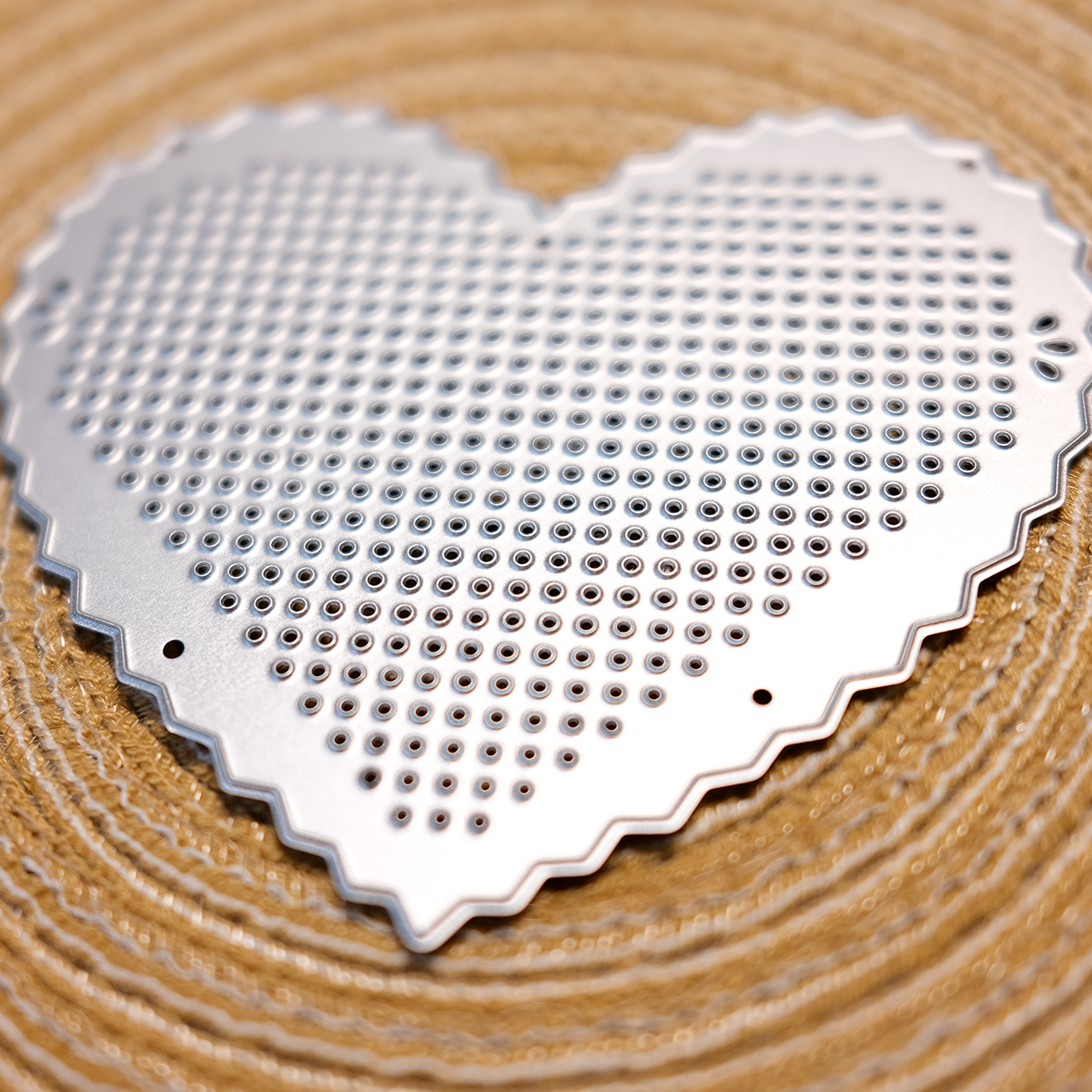 Mesh polka dot heart shape Metal Cutting Die Set