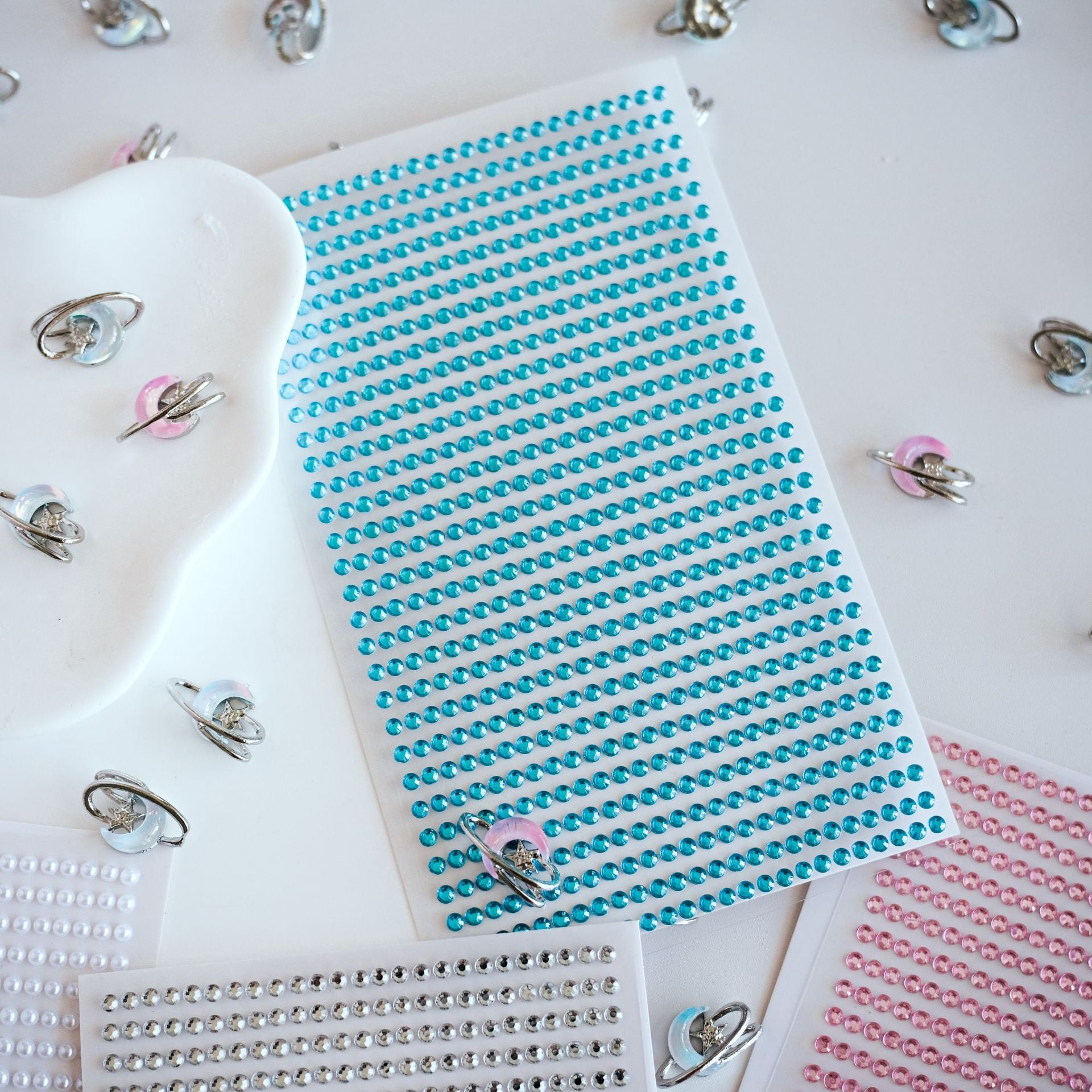 Pearl Diamond Chain Sticker for journaling and scrapbooking